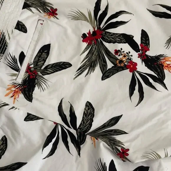 Liz Claiborne Tropical Print Shorts White Classic Belted Plus Size 16 Summer NWT - Picture 6 of 6